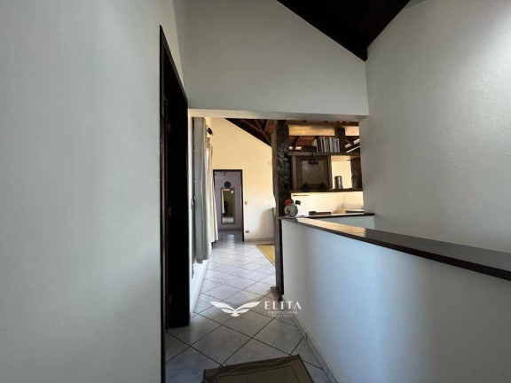 Imagem Sobrado com 5 Quartos à Venda, 170 m² em Itajuba - Barra Velha Imagem Sobrado com 5 Quartos à Venda, 170 m² em Itajuba - Barra Velha