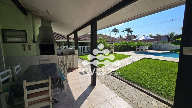 Imagem Casa com 6 Quartos à Venda, 260 m² em Lagoinha - Ubatuba Imagem Casa com 6 Quartos à Venda, 260 m² em Lagoinha - Ubatuba
