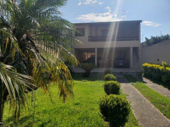 Sobrado com 7 Quartos à Venda, 421 m² em Jardim Iva - São Paulo