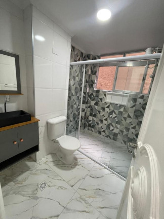 Imagem Apartamento com 2 Quartos à Venda, 78 m² em Gonzaga - Santos