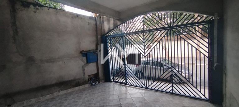 Imagem Sobrado com 3 Quartos à Venda, 212 m² em Jardim Santa Clara - Guarulhos Imagem Sobrado com 3 Quartos à Venda, 212 m² em Jardim Santa Clara - Guarulhos