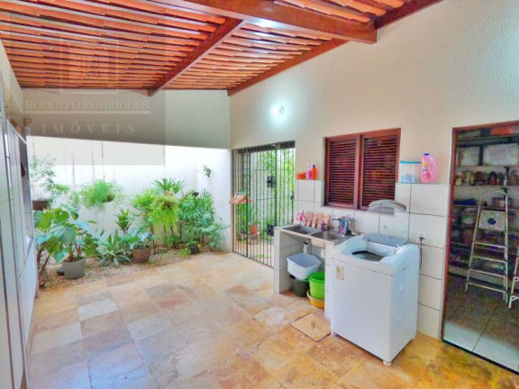 Imagem Casa com 4 Quartos à Venda, 282 m² em José De Alencar - Fortaleza Imagem Casa com 4 Quartos à Venda, 282 m² em José De Alencar - Fortaleza