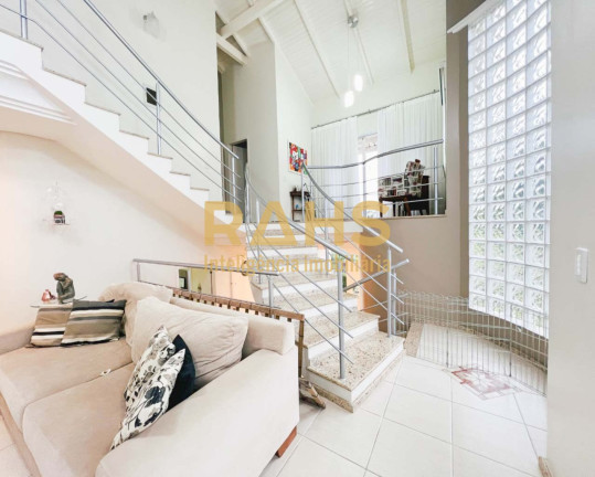 Imagem Casa com 4 Quartos à Venda, 226 m² em Costa E Silva - Joinville Imagem Casa com 4 Quartos à Venda, 226 m² em Costa E Silva - Joinville