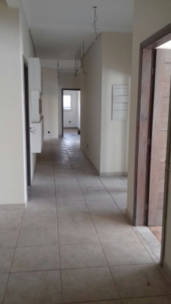 Imagem Casa com 3 Quartos à Venda, 900 m² em Jacareí Imagem Casa com 3 Quartos à Venda, 900 m² em Jacareí