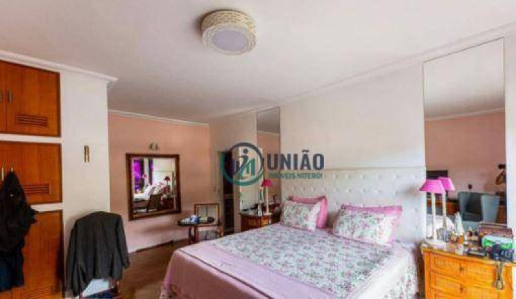 Imagem Casa com 4 Quartos à Venda, 360 m² em São Francisco - Niterói