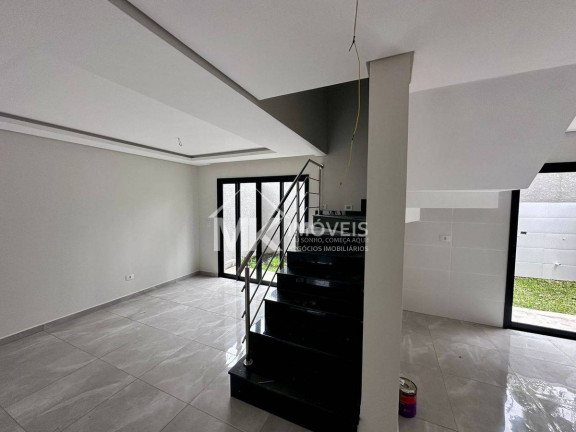Imagem Sobrado com 2 Quartos à Venda, 148 m² em Uberaba - Curitiba Imagem Sobrado com 2 Quartos à Venda, 148 m² em Uberaba - Curitiba