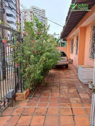 Imagem Casa com 3 Quartos à Venda, 308 m² em Fátima - Fortaleza Imagem Casa com 3 Quartos à Venda, 308 m² em Fátima - Fortaleza