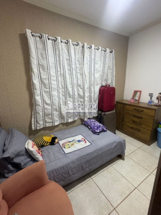 Imagem Casa com 2 Quartos à Venda, 200 m² em Parque Dos Buritis - Uberaba Imagem Casa com 2 Quartos à Venda, 200 m² em Parque Dos Buritis - Uberaba
