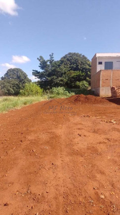 Imagem Terreno à Venda, 300 m² em Jardim Treviso - Pirassununga Imagem Terreno à Venda, 300 m² em Jardim Treviso - Pirassununga