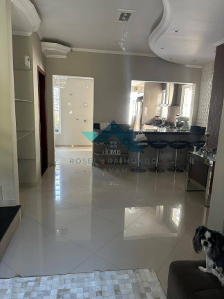 Imagem Casa com 3 Quartos à Venda, 250 m² em Jundiaí Imagem Casa com 3 Quartos à Venda, 250 m² em Jundiaí
