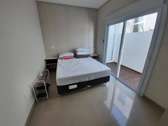 Imagem Casa com 4 Quartos à Venda, 300 m² em Centro - Xangri-lá Imagem Casa com 4 Quartos à Venda, 300 m² em Centro - Xangri-lá