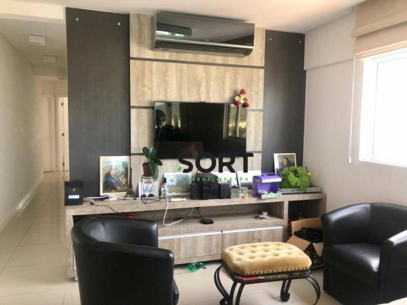 Apartamento com 3 Quartos à Venda, 100 m² em Centro - Balneário Camboriú