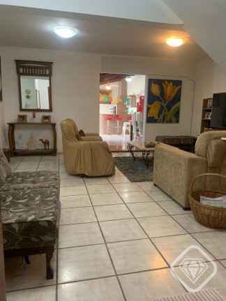 Imagem Casa de Condomínio com 4 Quartos à Venda, em Ipanema - Porto Alegre Imagem Casa de Condomínio com 4 Quartos à Venda, em Ipanema - Porto Alegre