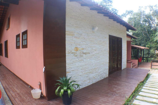 Imagem Casa com 3 Quartos à Venda, 270 m² em Quebra Frascos - Teresópolis Imagem Casa com 3 Quartos à Venda, 270 m² em Quebra Frascos - Teresópolis