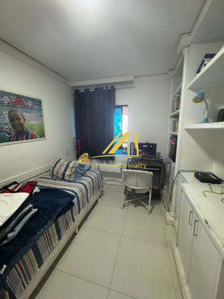 Imagem Imóvel com 4 Quartos à Venda, 168 m² em Pituba - Salvador Imagem Imóvel com 4 Quartos à Venda, 168 m² em Pituba - Salvador