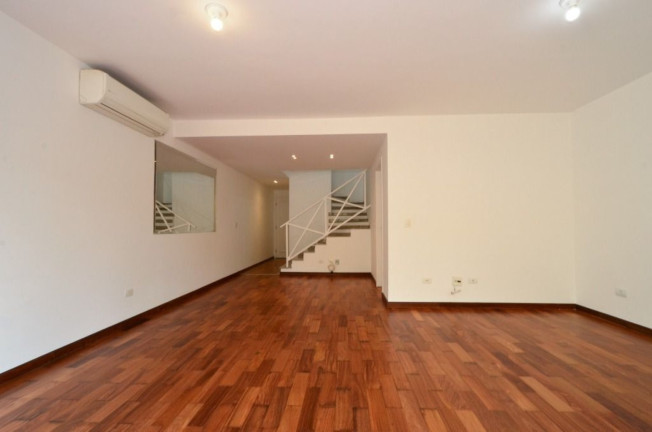 Imagem Casa com 3 Quartos à Venda, em Morumbi - São Paulo Imagem Casa com 3 Quartos à Venda, em Morumbi - São Paulo