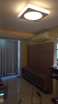 Imagem Apartamento com 3 Quartos à Venda, 94 m² em Petrópolis - Porto Alegre Imagem Apartamento com 3 Quartos à Venda, 94 m² em Petrópolis - Porto Alegre
