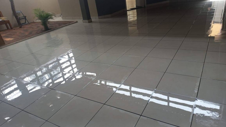 Imagem Casa com 3 Quartos à Venda, 250 m² em Jardim Paulista - Bauru Imagem Casa com 3 Quartos à Venda, 250 m² em Jardim Paulista - Bauru