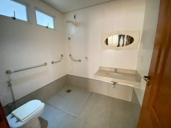 Imagem Casa com 4 Quartos à Venda, 346 m² em Jardim Patrícia - Uberlândia Imagem Casa com 4 Quartos à Venda, 346 m² em Jardim Patrícia - Uberlândia