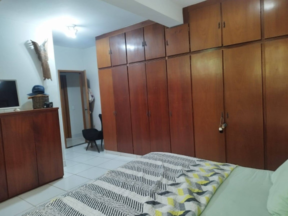 Imagem Casa com 3 Quartos à Venda, 306 m² em Setor Marista - Goiânia