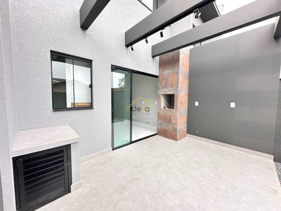 Imagem Casa com 3 Quartos à Venda, 150 m² em Bom Retiro - Joinville Imagem Casa com 3 Quartos à Venda, 150 m² em Bom Retiro - Joinville