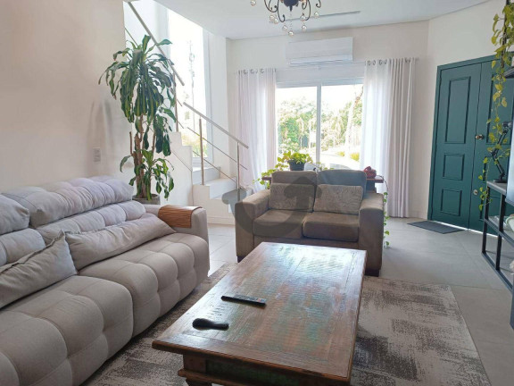 Imagem Casa com 3 Quartos à Venda, 181 m² em Country - Santa Cruz Do Sul Imagem Casa com 3 Quartos à Venda, 181 m² em Country - Santa Cruz Do Sul