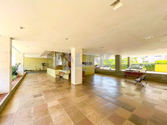Imagem Apartamento com 2 Quartos à Venda, 100 m² em Moinhos De Vento - Porto Alegre