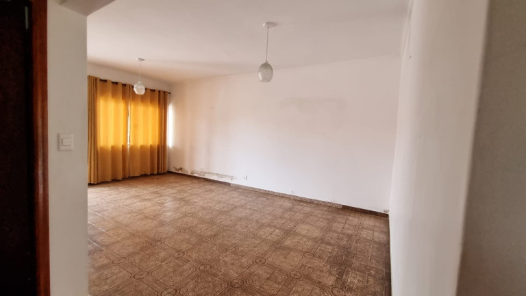 Imagem Casa com 2 Quartos à Venda, 220 m² em Alvinópolis - Atibaia Imagem Casa com 2 Quartos à Venda, 220 m² em Alvinópolis - Atibaia