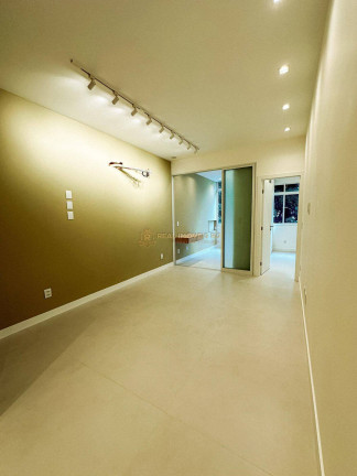 Imagem Apartamento com 2 Quartos à Venda, 55 m² em Leblon - Rio De Janeiro Imagem Apartamento com 2 Quartos à Venda, 55 m² em Leblon - Rio De Janeiro