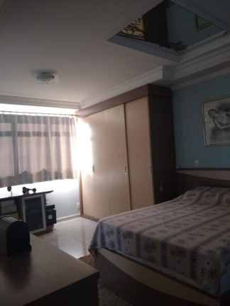 Imagem Casa com 4 Quartos à Venda, 1 m² em Solemar - Praia Grande Imagem Casa com 4 Quartos à Venda, 1 m² em Solemar - Praia Grande
