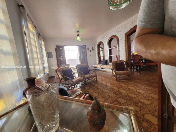 Imagem Casa com 5 Quartos à Venda,  em Praia Do Aruan - Caraguatatuba