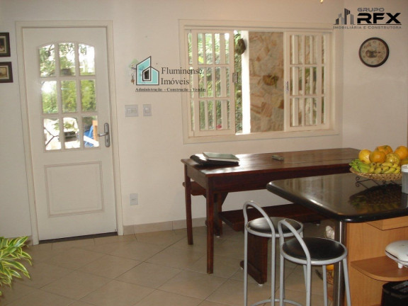 Imagem Casa com 4 Quartos à Venda, 490 m² em Ingá - Niterói Imagem Casa com 4 Quartos à Venda, 490 m² em Ingá - Niterói