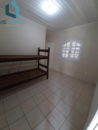 Imagem Casa com 9 Quartos à Venda, 392 m² em Braga - Cabo Frio