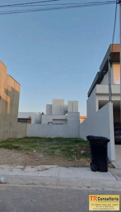 Terreno à Venda, 200 m² em Campos Dos Goytacazes