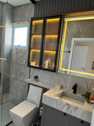 Imagem Casa com 3 Quartos à Venda, 252 m² em Santa Regina - Camboriú