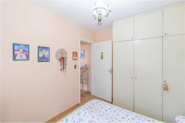 Imagem Imóvel com 1 Quarto à Venda, em Moinhos De Vento - Porto Alegre Imagem Imóvel com 1 Quarto à Venda, em Moinhos De Vento - Porto Alegre