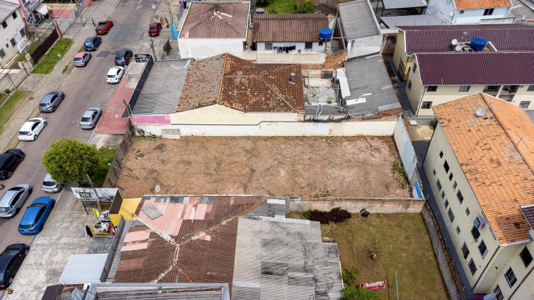 Imagem Terreno à Venda, 372 m² em Sítio Cercado - Curitiba Imagem Terreno à Venda, 372 m² em Sítio Cercado - Curitiba