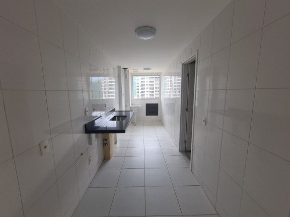 Imagem Imóvel com 4 Quartos à Venda, 124 m² em Barra Da Tijuca - Rio De Janeiro Imagem Imóvel com 4 Quartos à Venda, 124 m² em Barra Da Tijuca - Rio De Janeiro