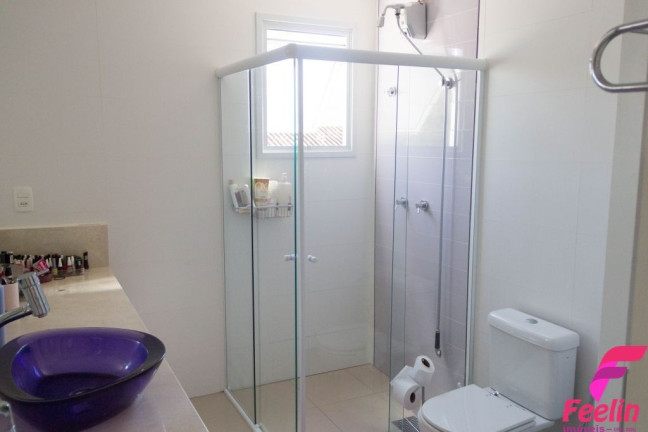 Imagem Casa com 3 Quartos à Venda, 270 m² em Carianos - Florianópolis Imagem Casa com 3 Quartos à Venda, 270 m² em Carianos - Florianópolis