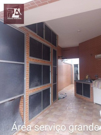 Imagem Casa com 3 Quartos à Venda, 225 m² em Vila São Roque - Lorena Imagem Casa com 3 Quartos à Venda, 225 m² em Vila São Roque - Lorena