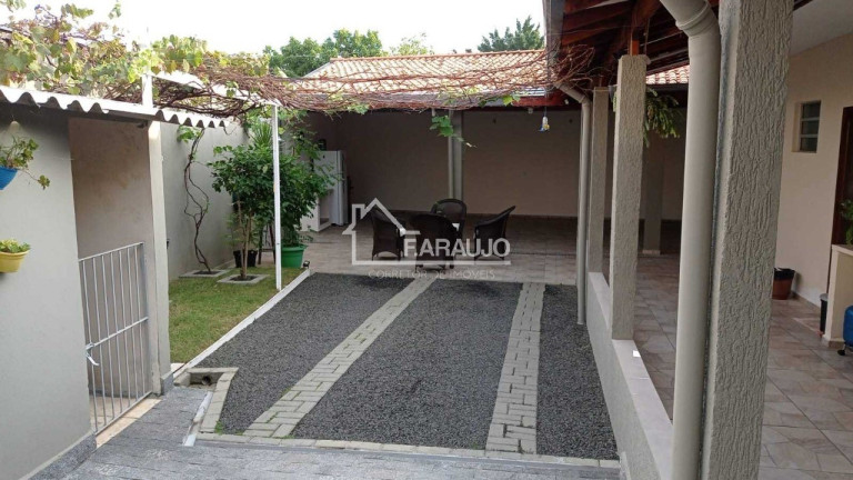 Imagem Casa com 2 Quartos à Venda, 190 m² em Vila Haro - Sorocaba Imagem Casa com 2 Quartos à Venda, 190 m² em Vila Haro - Sorocaba