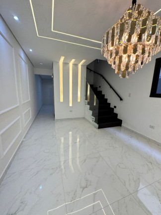 Casa com 4 Quartos à Venda, 160 m² em Guilhermina - Praia Grande