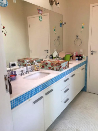 Imagem Casa com 4 Quartos à Venda, 300 m² em Alphaville - Santana De Parnaíba Imagem Casa com 4 Quartos à Venda, 300 m² em Alphaville - Santana De Parnaíba