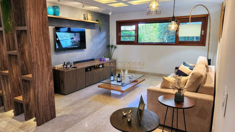 Imagem Casa com 5 Quartos à Venda, 655 m² em Freguesia (jacarepaguá) - Rio De Janeiro Imagem Casa com 5 Quartos à Venda, 655 m² em Freguesia (jacarepaguá) - Rio De Janeiro