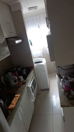 Imagem Apartamento com 3 Quartos à Venda, 55 m² em Parque Roseira - Carapicuíba