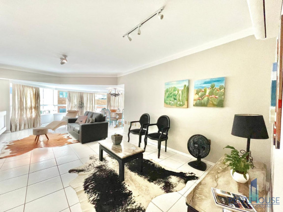Imagem Apartamento com 3 Quartos à Venda, 120 m² em Centro - Balneário Camboriú Imagem Apartamento com 3 Quartos à Venda, 120 m² em Centro - Balneário Camboriú