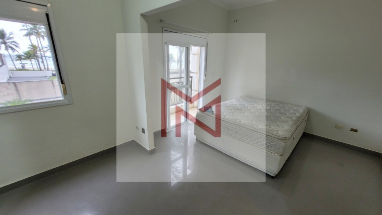 Imagem Casa com 3 Quartos à Venda, 180 m² em Enseada - Guarujá Imagem Casa com 3 Quartos à Venda, 180 m² em Enseada - Guarujá