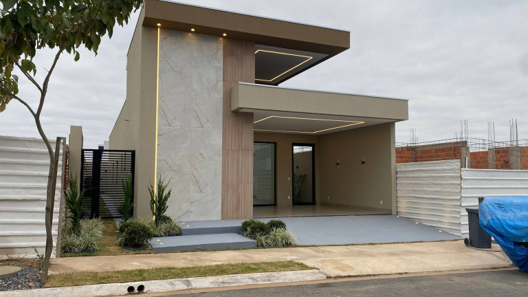 Imagem Casa com 3 Quartos à Venda, 142 m² em Cuiabá Imagem Casa com 3 Quartos à Venda, 142 m² em Cuiabá