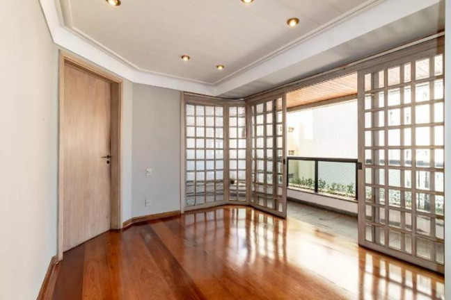 Imagem Apartamento com 3 Quartos para Alugar, 192 m² em Vila Uberabinha - São Paulo Imagem Apartamento com 3 Quartos para Alugar, 192 m² em Vila Uberabinha - São Paulo