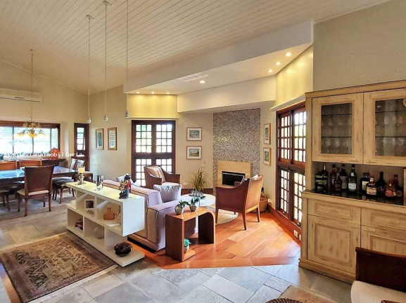 Imagem Casa à Venda, em Forest Hills - Jandira Imagem Casa à Venda, em Forest Hills - Jandira